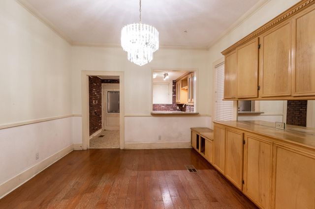 4427 Avenue O, Galveston, TX 77550