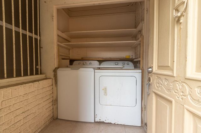 4427 Avenue O, Galveston, TX 77550