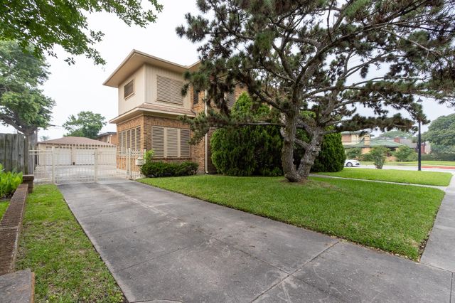 4427 Avenue O, Galveston, TX 77550