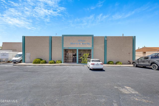 11020 Argal Ct, El Paso, TX 79935