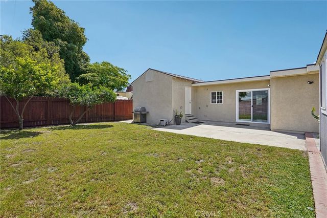 2623 E 219th Street, Long Beach, CA 90810