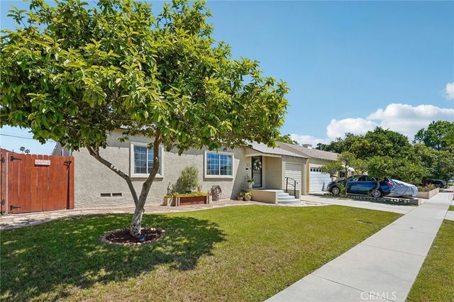 2623 E 219th Street, Long Beach, CA 90810