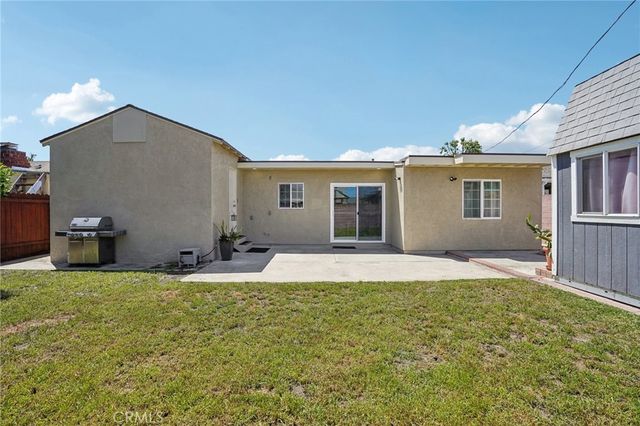 2623 E 219th Street, Long Beach, CA 90810