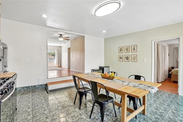 2623 E 219th Street, Long Beach, CA 90810