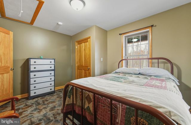 325 OLD WAGON RD, Luray, VA 22835