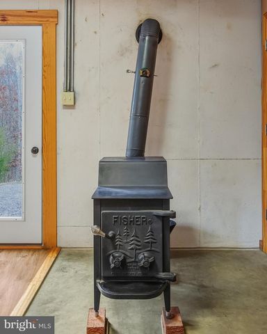 325 OLD WAGON RD, Luray, VA 22835