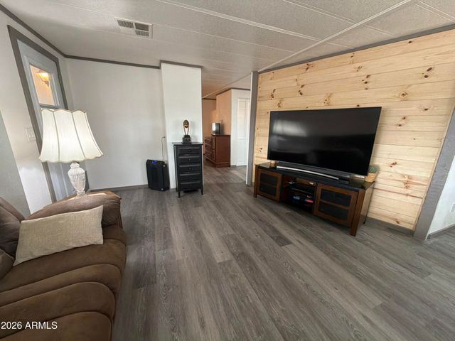 305 S VAL VISTA Drive 292, Mesa, AZ 85204