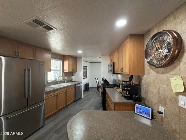 305 S VAL VISTA Drive 292, Mesa, AZ 85204