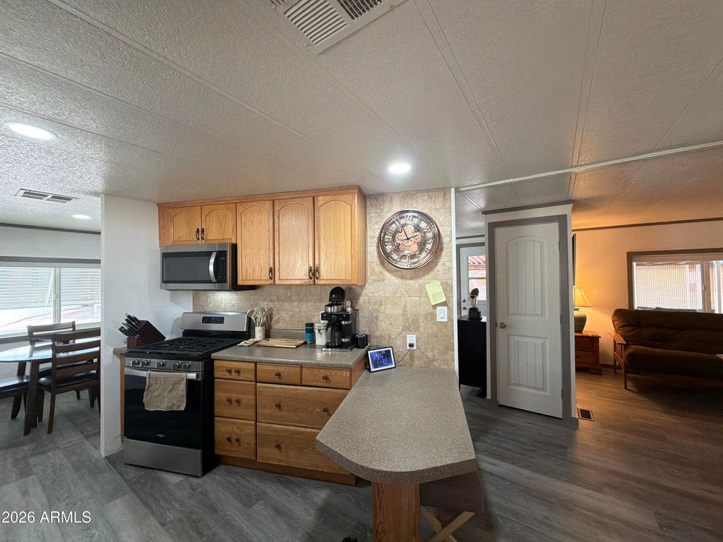 Image 7 of property listing at 305 S VAL VISTA Drive 292, Mesa, AZ 85204