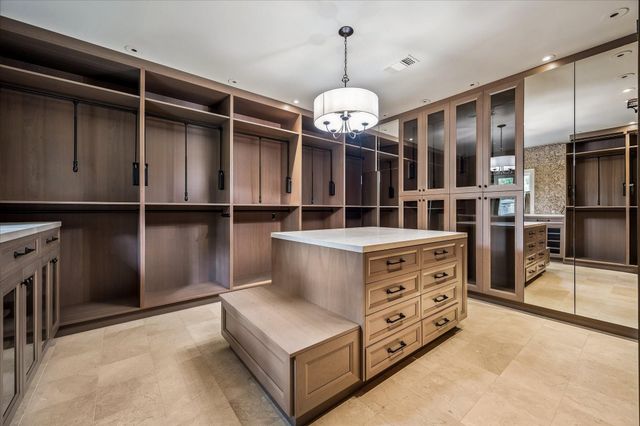 1 Gage Court, Houston, TX 77024