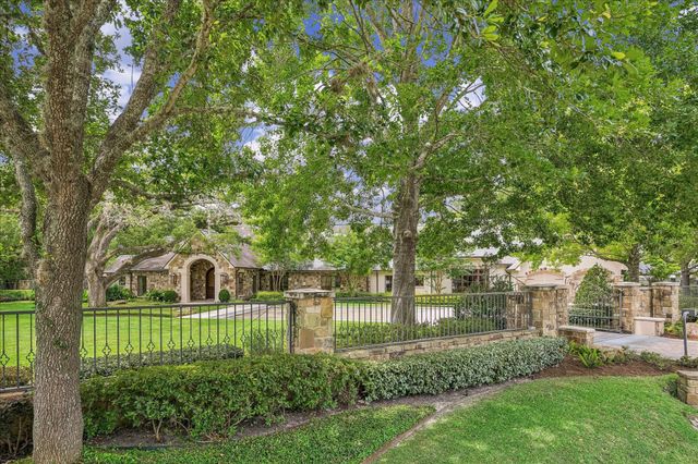 1 Gage Court, Houston, TX 77024