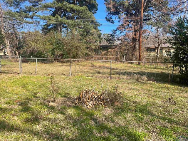 310 Fannin, Lone Star, TX 75668