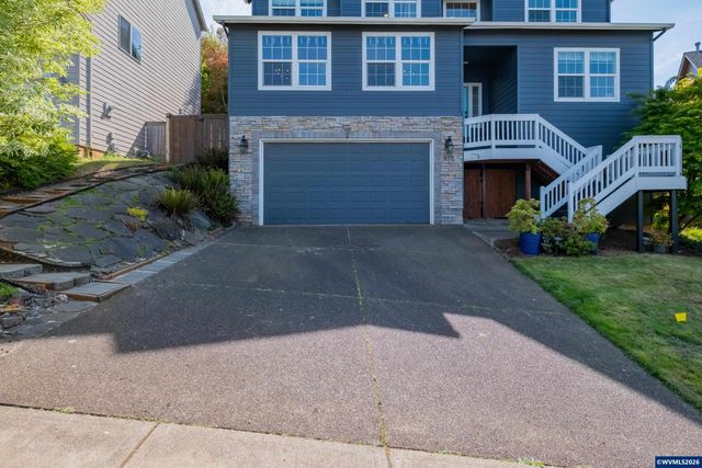 977 Reagan Av NW, Salem, OR 97304