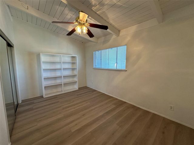 2413 Leon 102, Austin, TX 78705