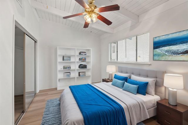 2413 Leon 102, Austin, TX 78705