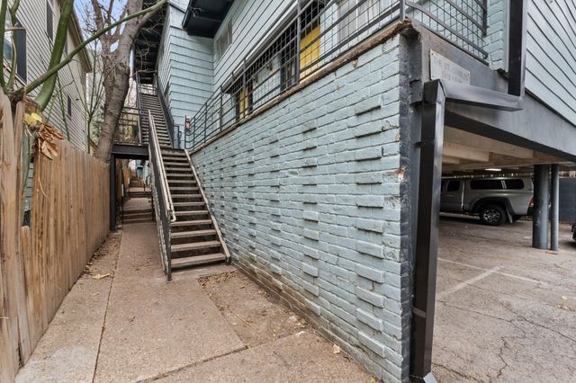 2413 Leon 102, Austin, TX 78705