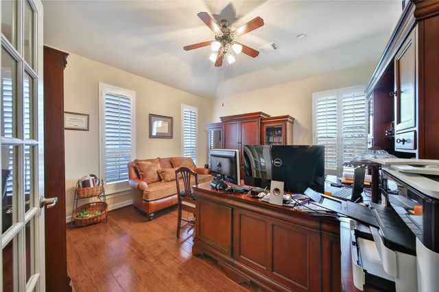 12619 Wandering Streams Drive, Tomball, TX 77377