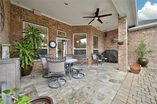 12619 Wandering Streams Drive, Tomball, TX 77377