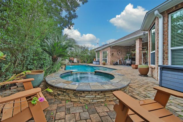 12619 Wandering Streams Drive, Tomball, TX 77377
