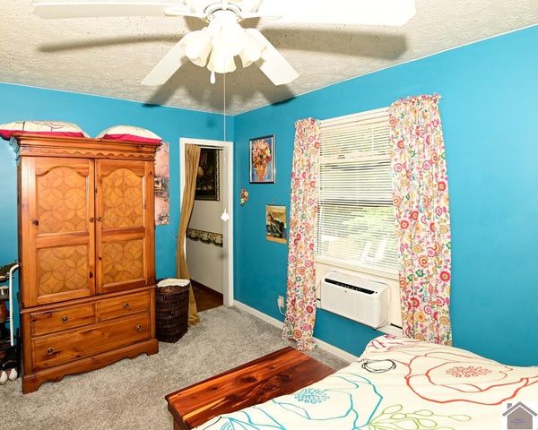 250 Jan Ann Dr # 10, Paducah, KY 42003