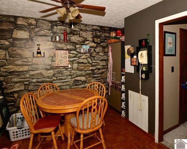 250 Jan Ann Dr # 10, Paducah, KY 42003