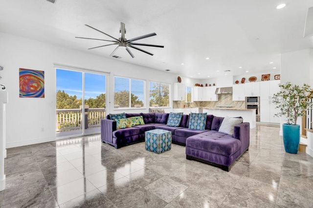 1040 PEPPERMILL Court, Concord, CA 94518