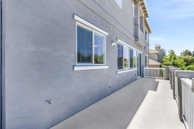 1040 PEPPERMILL Court, Concord, CA 94518