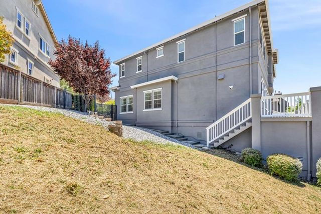 1040 PEPPERMILL Court, Concord, CA 94518