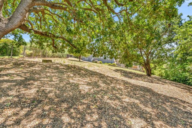 1040 PEPPERMILL Court, Concord, CA 94518