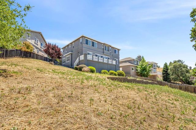 1040 PEPPERMILL Court, Concord, CA 94518