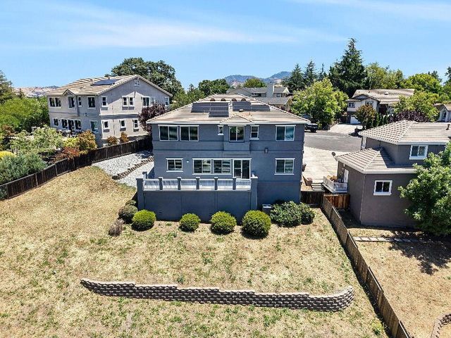 1040 PEPPERMILL Court, Concord, CA 94518