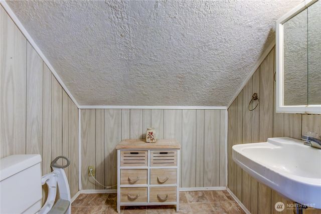 112 Cascade Avenue, Granite Falls, WA 98525