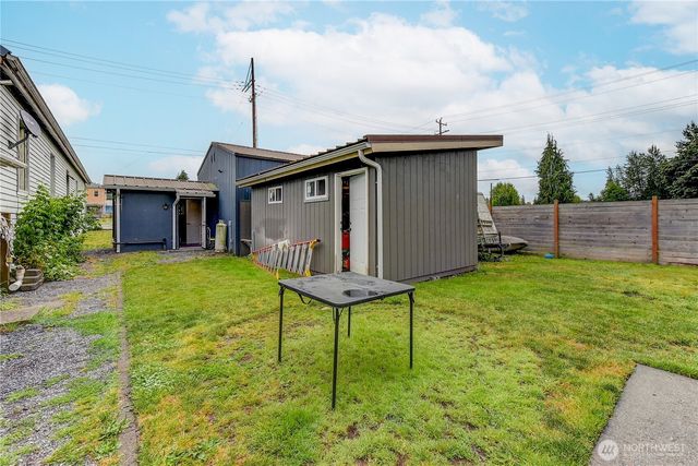 112 Cascade Avenue, Granite Falls, WA 98525
