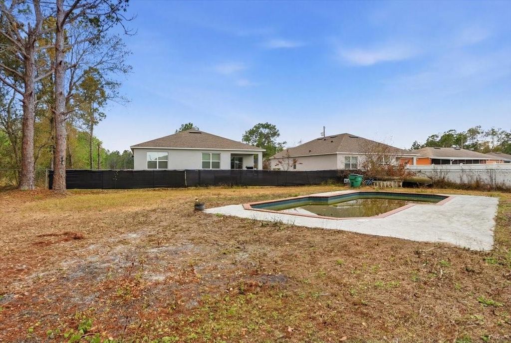 Image 15 of property listing at 713 PINCON LANE, Kissimmee, FL 34759