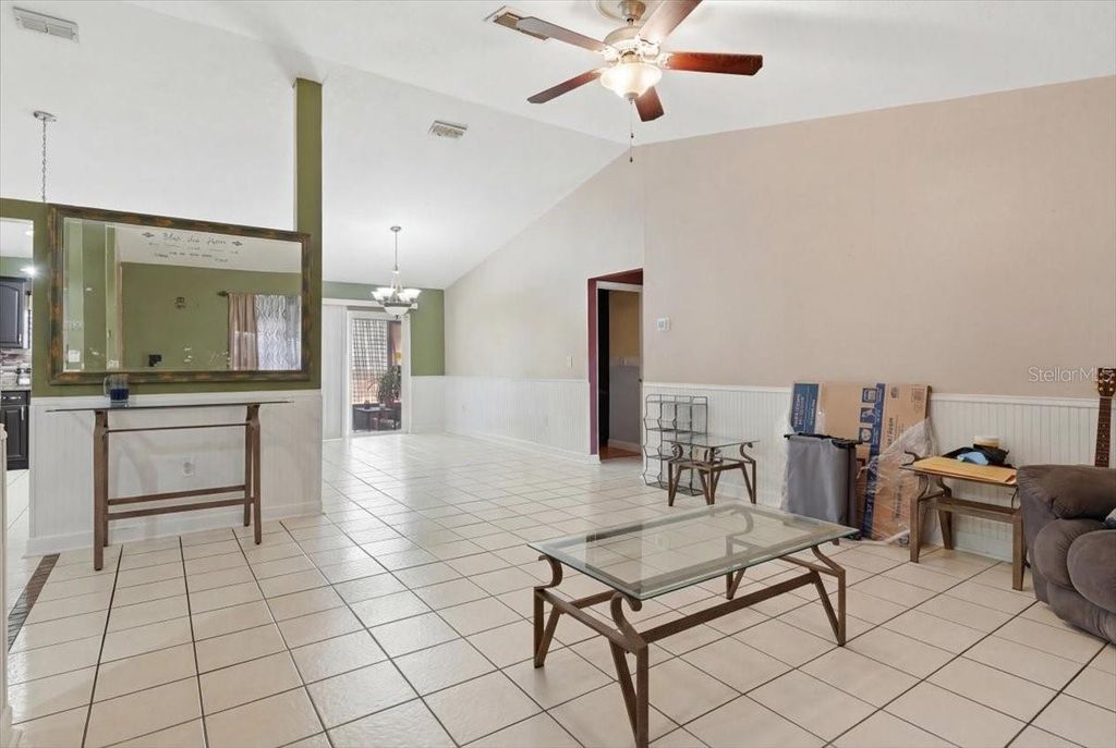 Image 3 of property listing at 713 PINCON LANE, Kissimmee, FL 34759