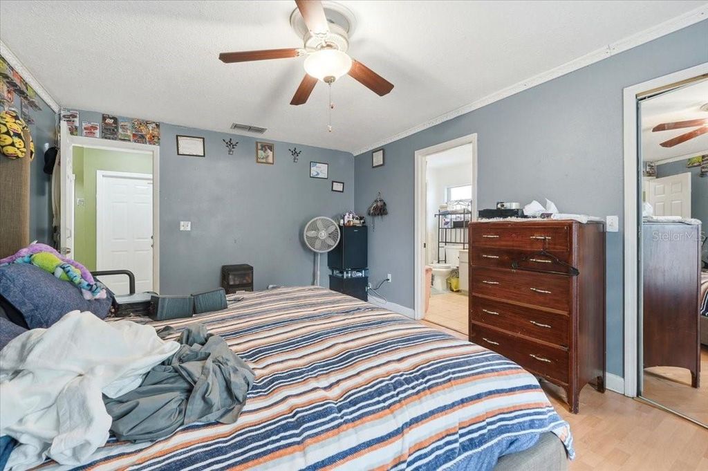 Image 7 of property listing at 713 PINCON LANE, Kissimmee, FL 34759