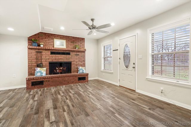 17121 E 120th Street North, Collinsville, OK 74021