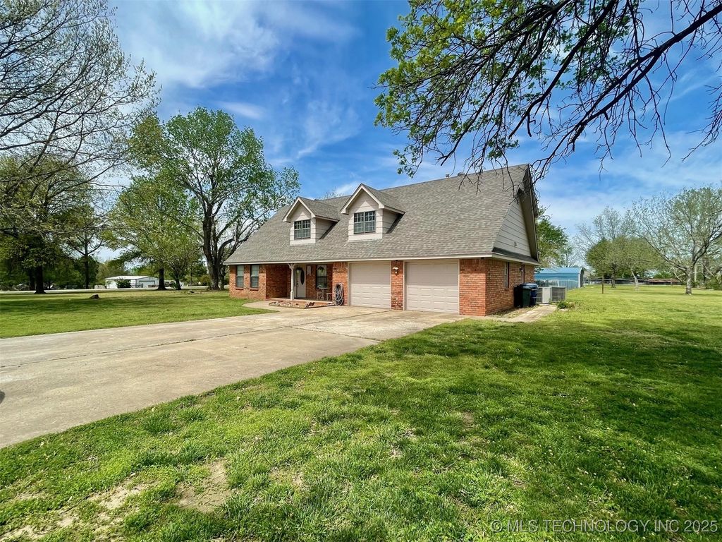 17121 E 120th Street North, Collinsville, OK 74021