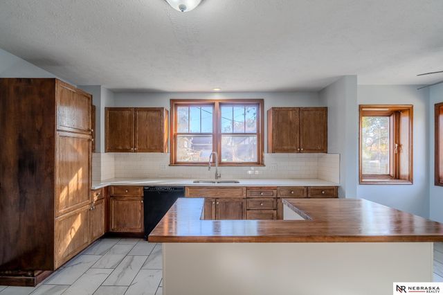 1450 N Broad Street, Fremont, NE 68025