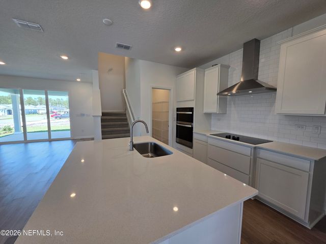 3501 AMERICANA Drive, Green Cove Springs, FL 32043