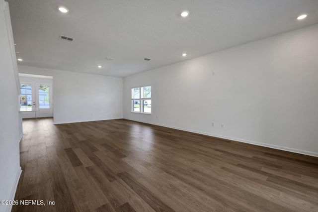 3501 AMERICANA Drive, Green Cove Springs, FL 32043