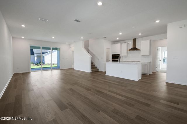 3501 AMERICANA Drive, Green Cove Springs, FL 32043