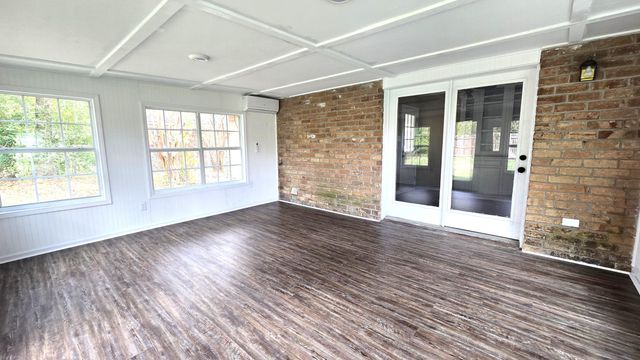 1406 Camelia Dr, Deridder, LA 70634