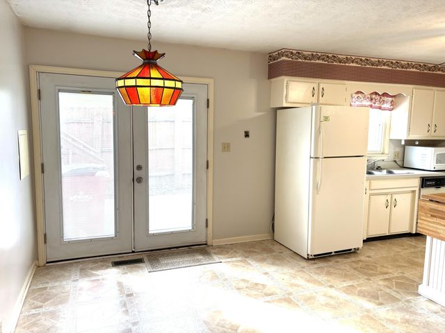 101 Cedar Drive, Frankfort, KY 40601