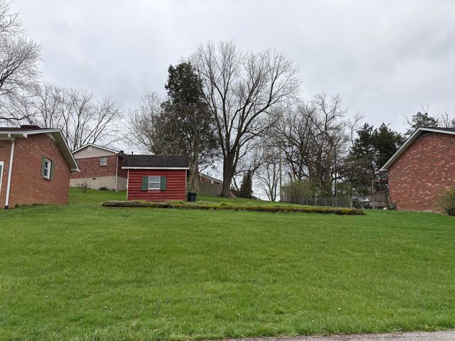 101 Cedar Drive, Frankfort, KY 40601