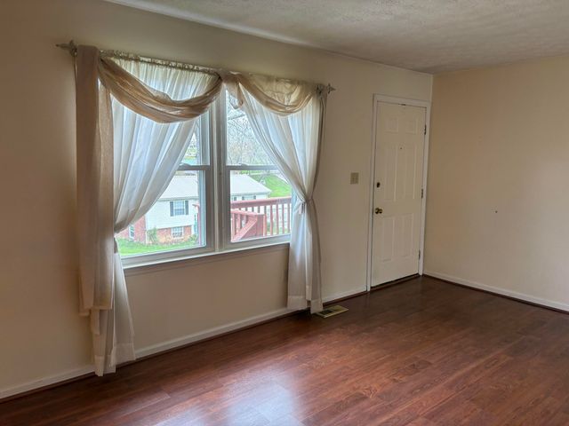 101 Cedar Drive, Frankfort, KY 40601