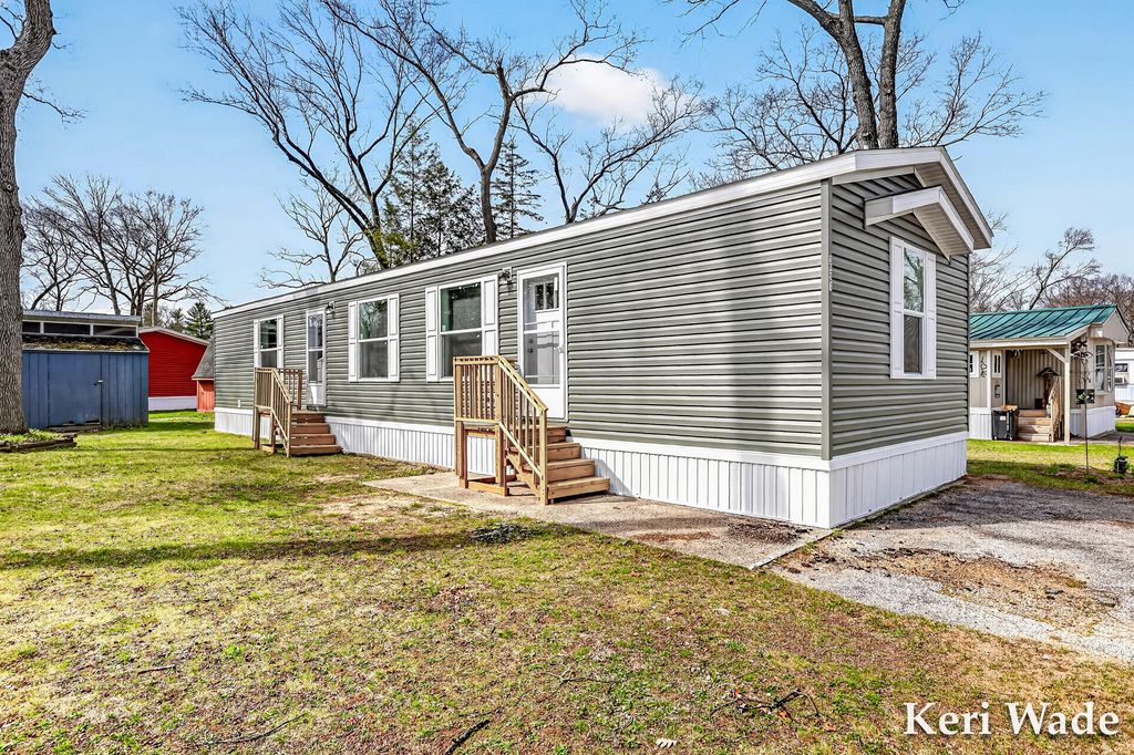 3521 Spruce Street, Cedar Creek Twp, MI 49457