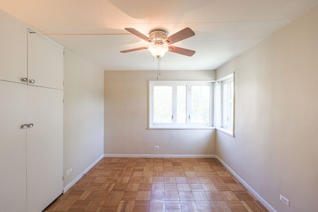 7200 W OAK Avenue 3NE, River Forest, IL 60305