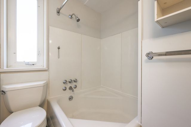 7200 W OAK Avenue 3NE, River Forest, IL 60305