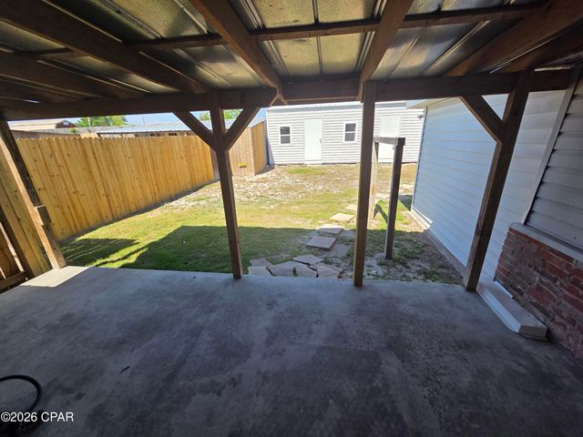 1525 Oak Avenue, Panama City, FL 32405